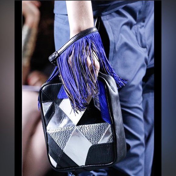 Vtg 3.1 Phillip Lim 2012 ADXIAL PATCHWORK PATENT LEATHER CROSSBODY CAMERA BAG